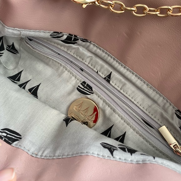 Evening Clutch - Picture 5 of 8